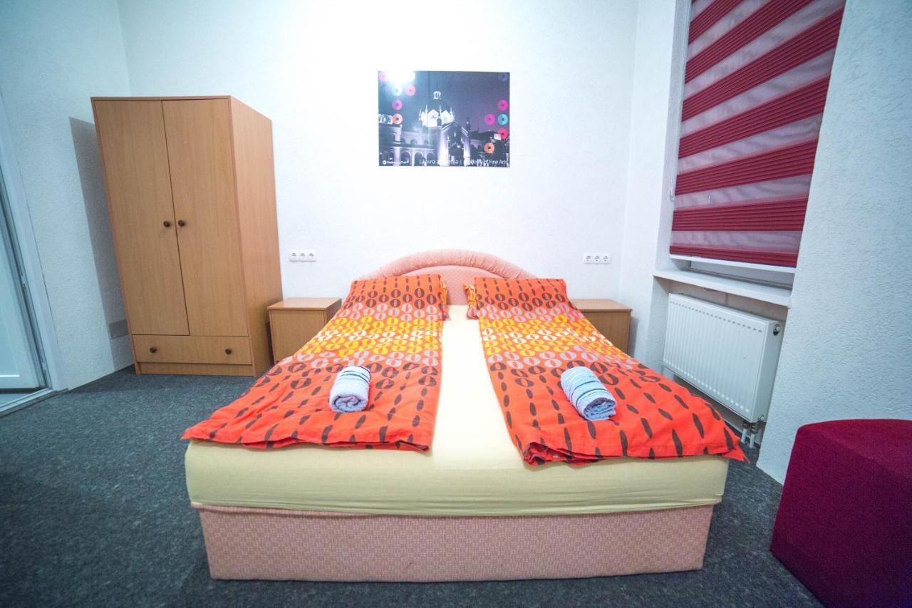 Residence Inn Orijent Сараево Екстериор снимка