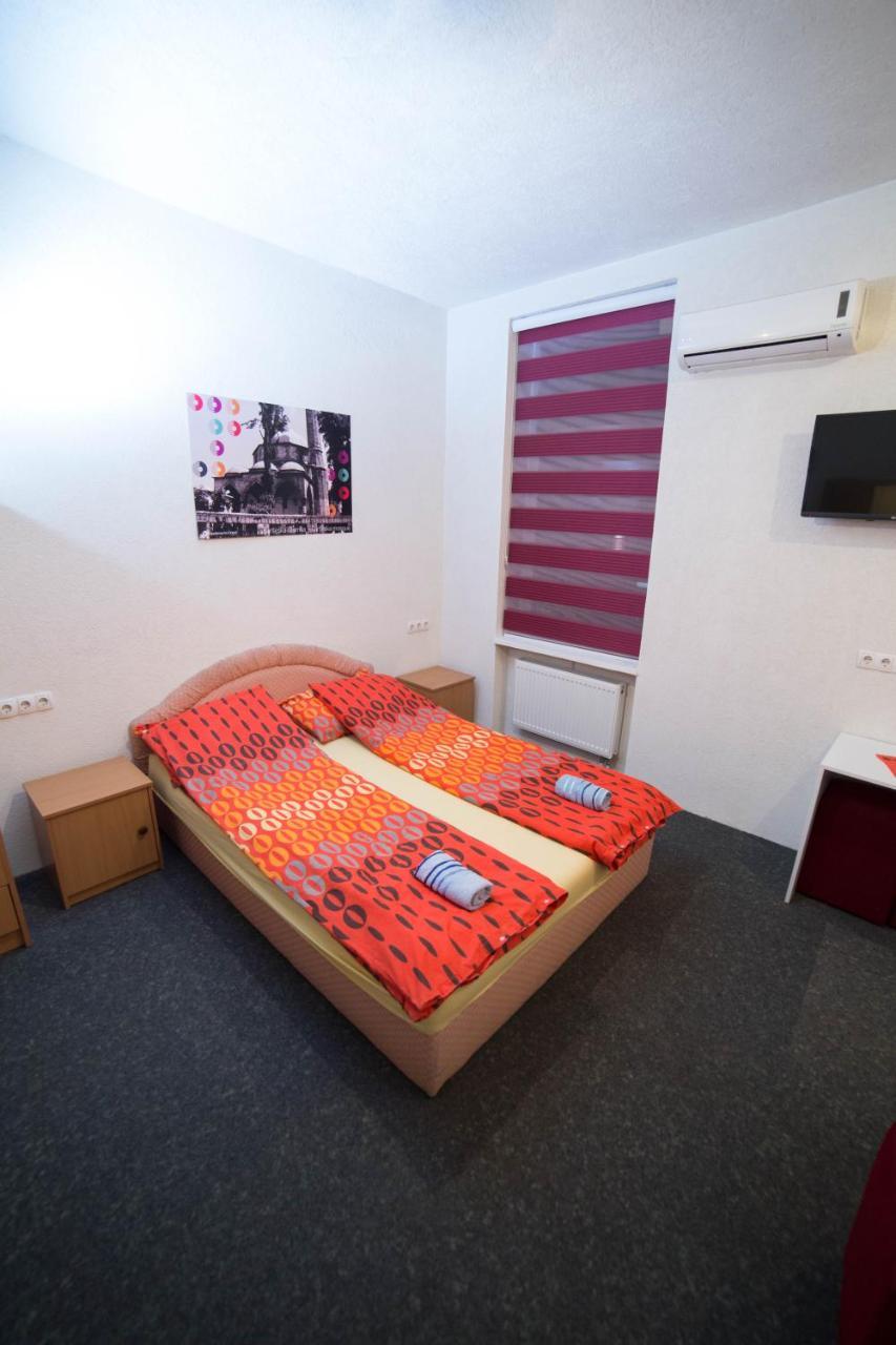 Residence Inn Orijent Сараево Екстериор снимка